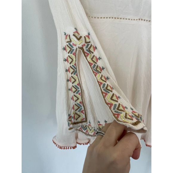 Boho Flutter Sleeve Dress - Picture 4 of 11